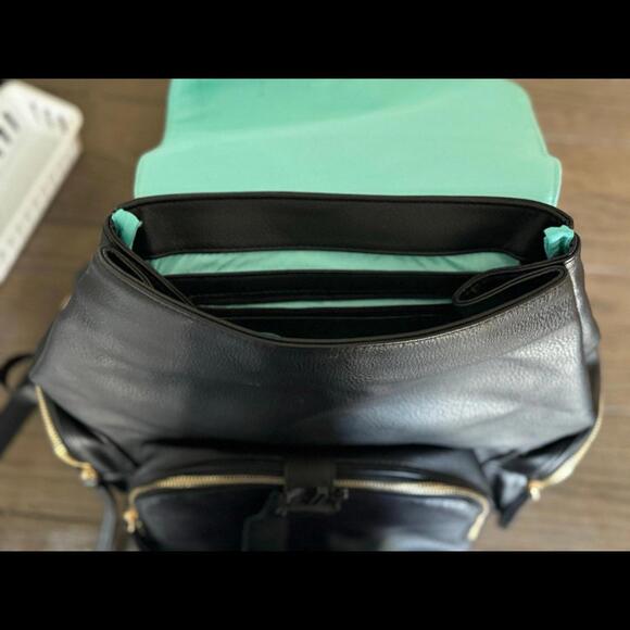 Mominside Leather Diaper Bag - Picture 6 of 9